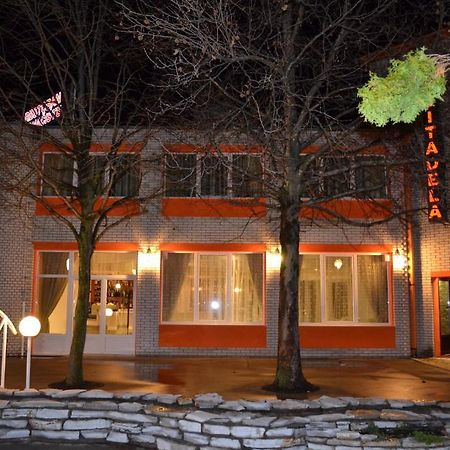 زرنيانين Motel Citadela 023 المظهر الخارجي الصورة