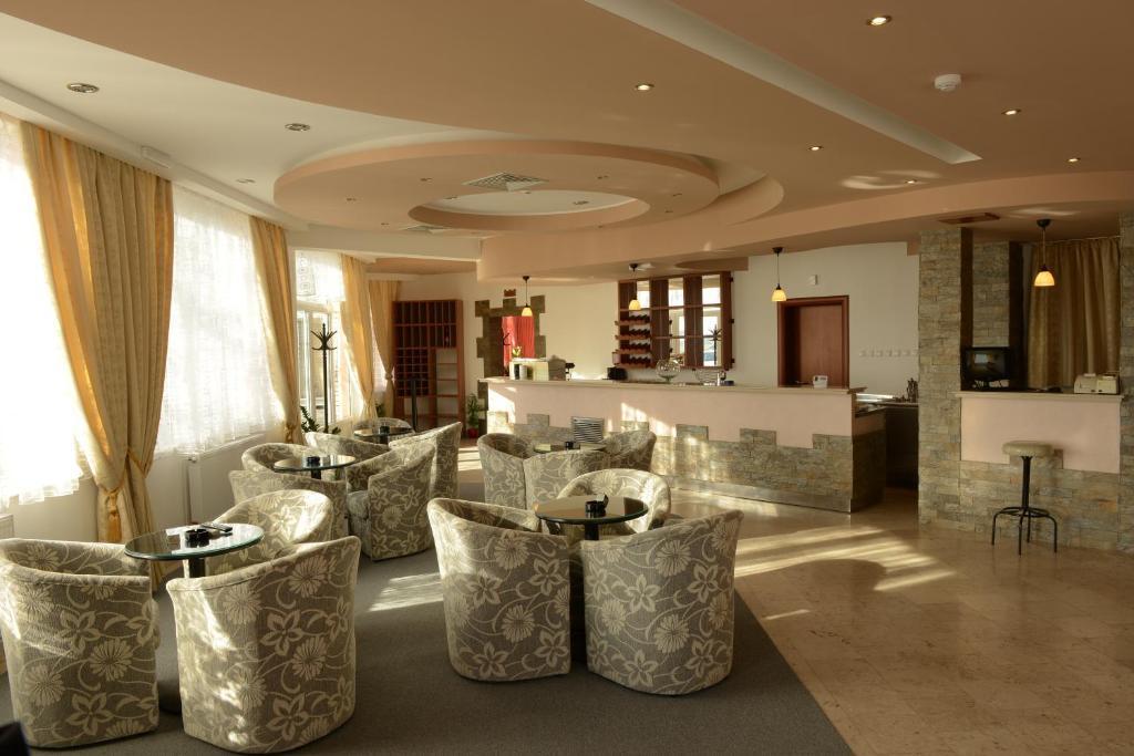 زرنيانين Motel Citadela 023 المظهر الخارجي الصورة