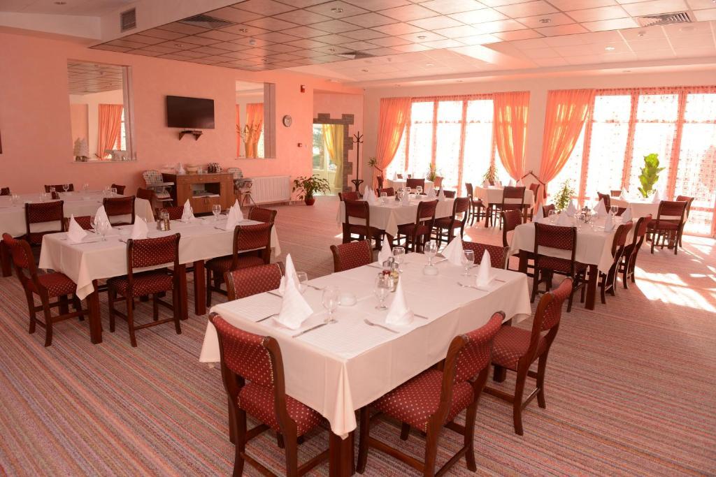 زرنيانين Motel Citadela 023 المظهر الخارجي الصورة