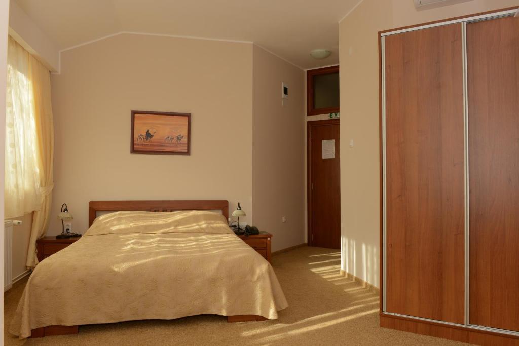 زرنيانين Motel Citadela 023 الغرفة الصورة