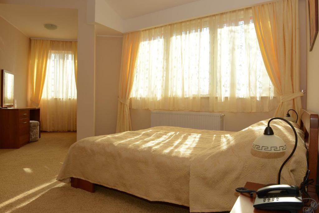 زرنيانين Motel Citadela 023 الغرفة الصورة