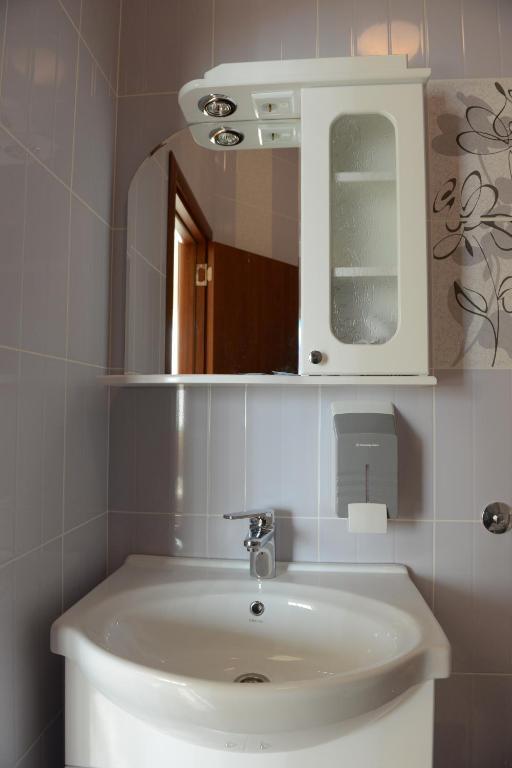 زرنيانين Motel Citadela 023 الغرفة الصورة